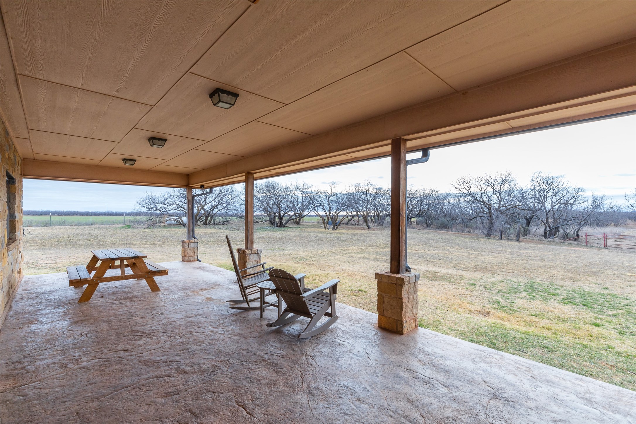 1342 Fm-382 Ovalo TX 79541