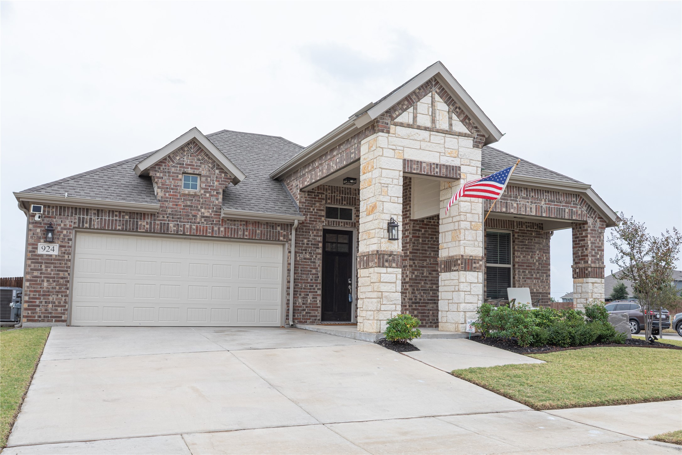 924 Hawthorn Lane Mansfield TX 76063
