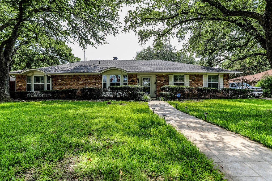1513 Green Oaks Drive Irving TX 75061