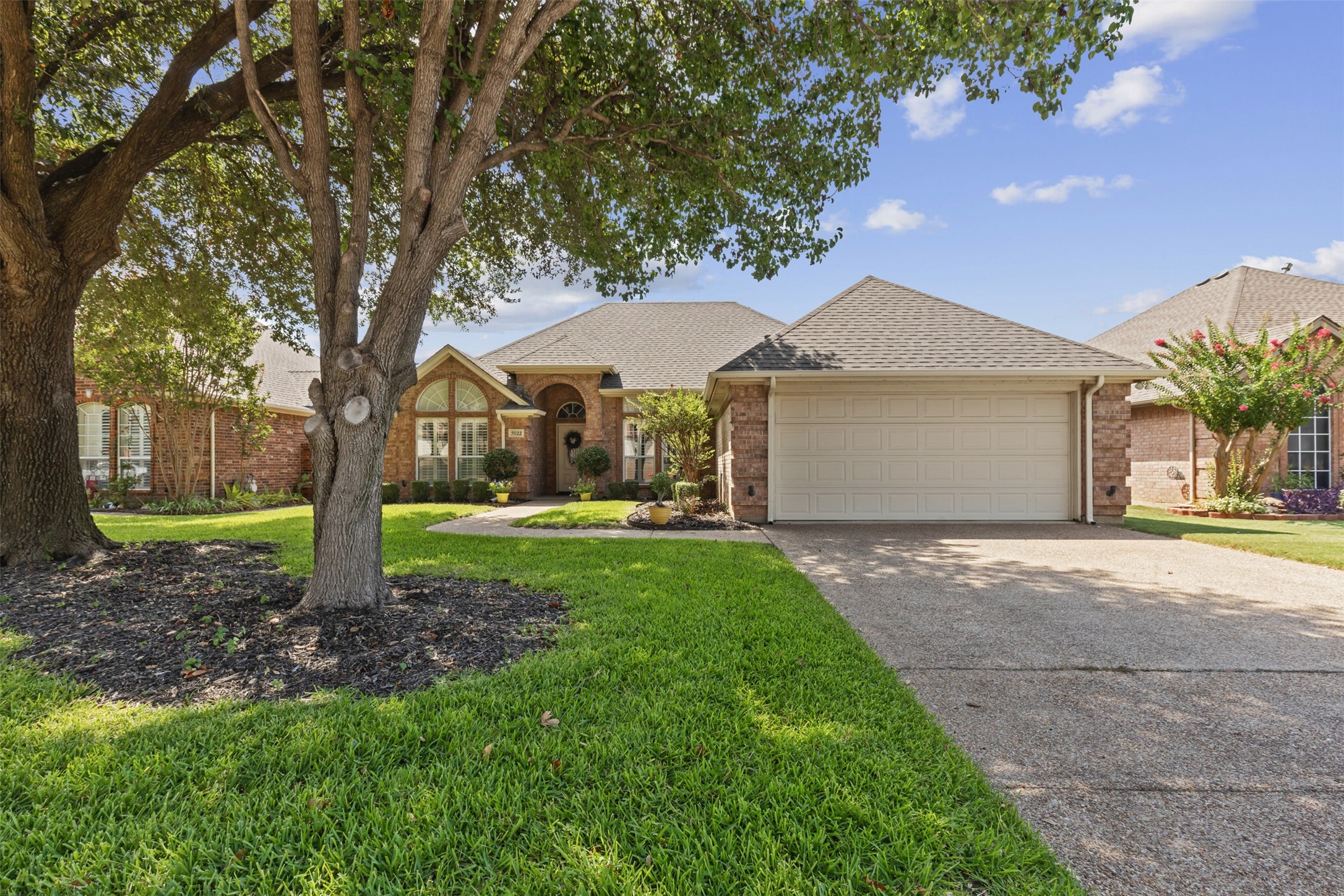 5022 Southpoint Drive Arlington TX 76017