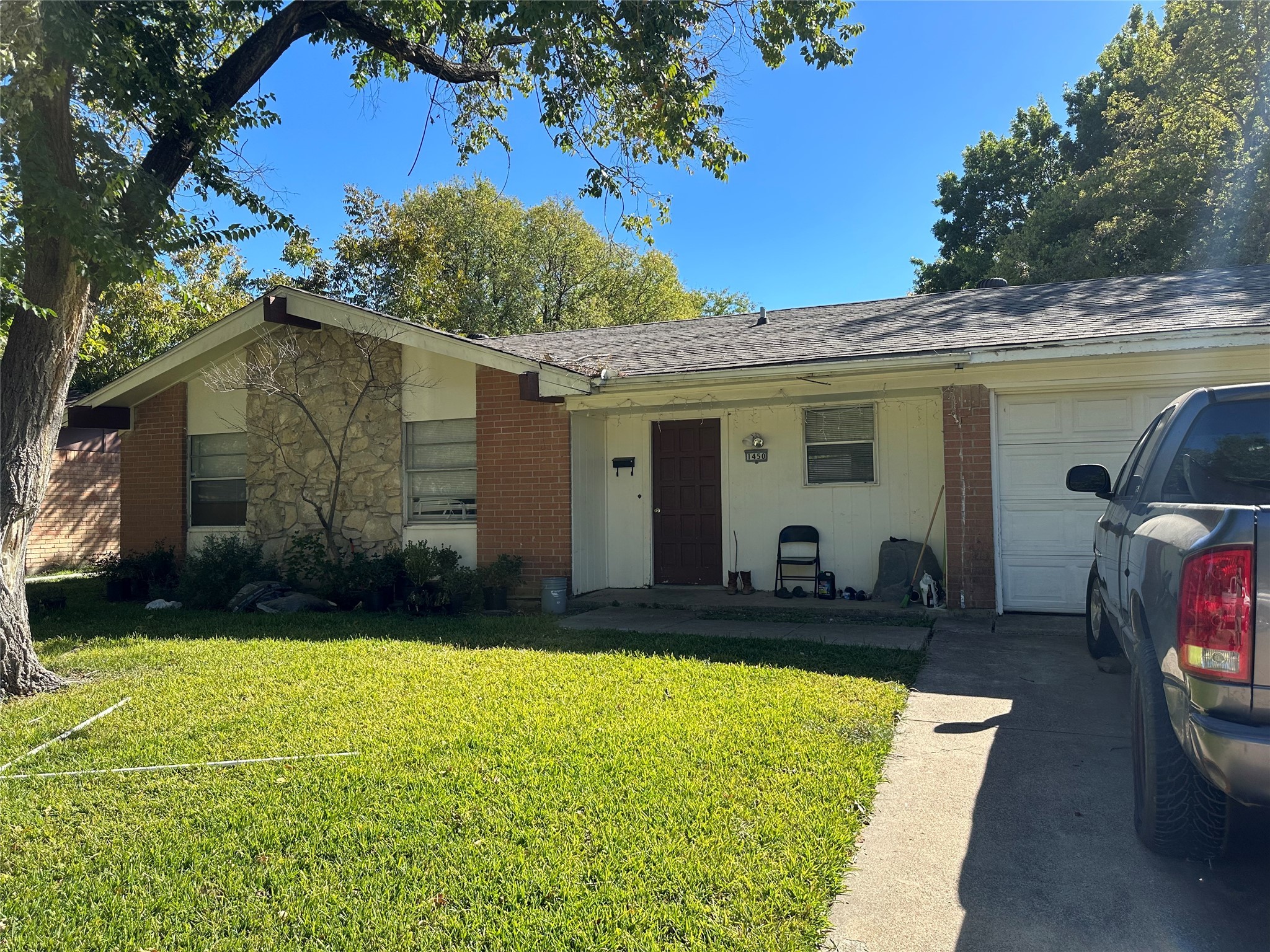 1450 Shorehaven Drive Garland TX 75040