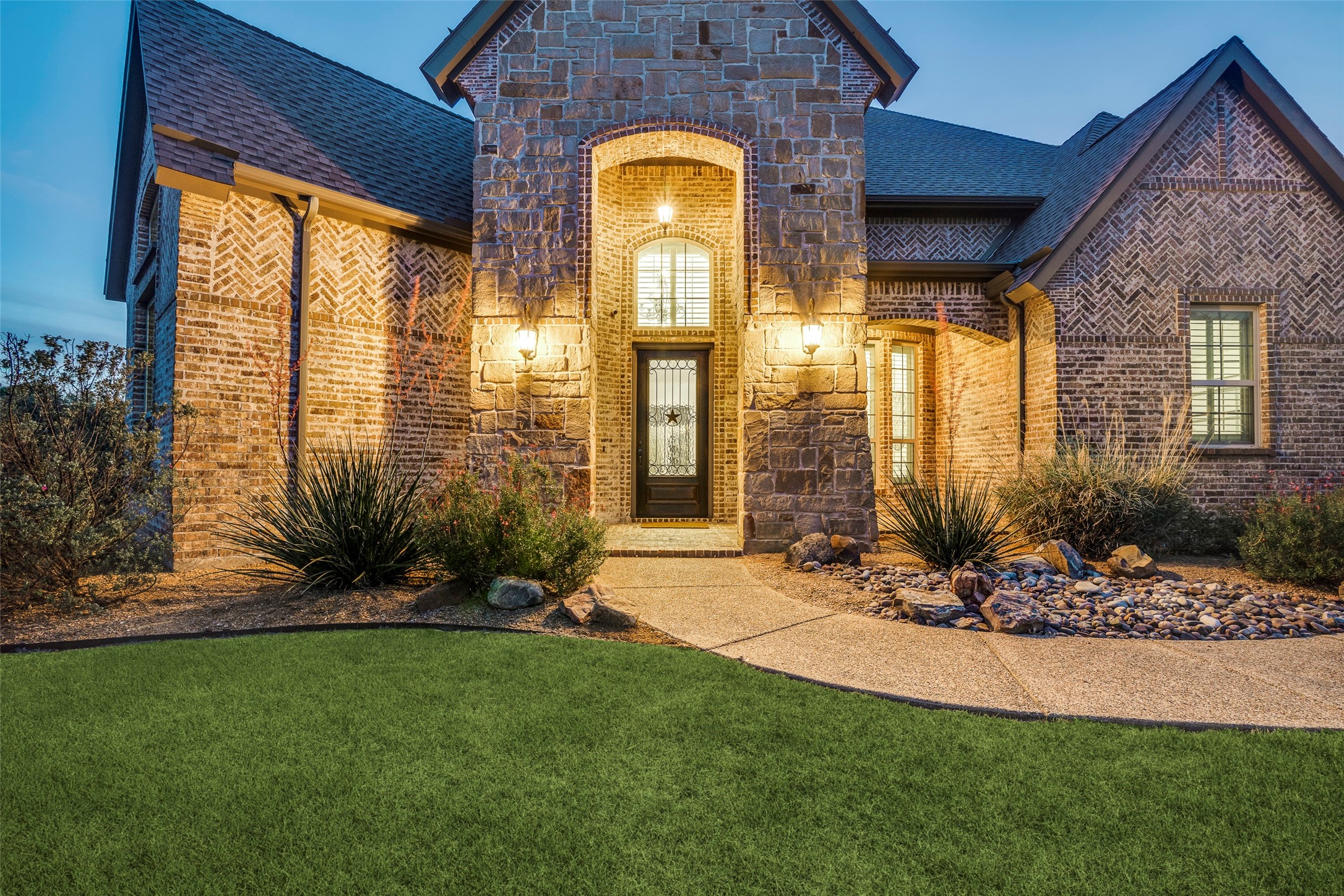 303 Strain Lane Lucas TX 75002