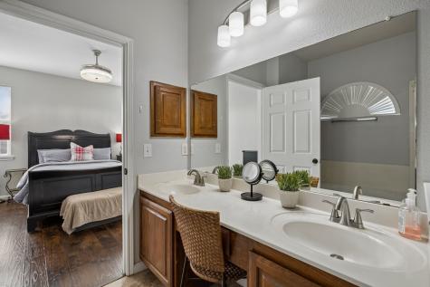 2808 Hudson Crossing Mckinney TX 75072