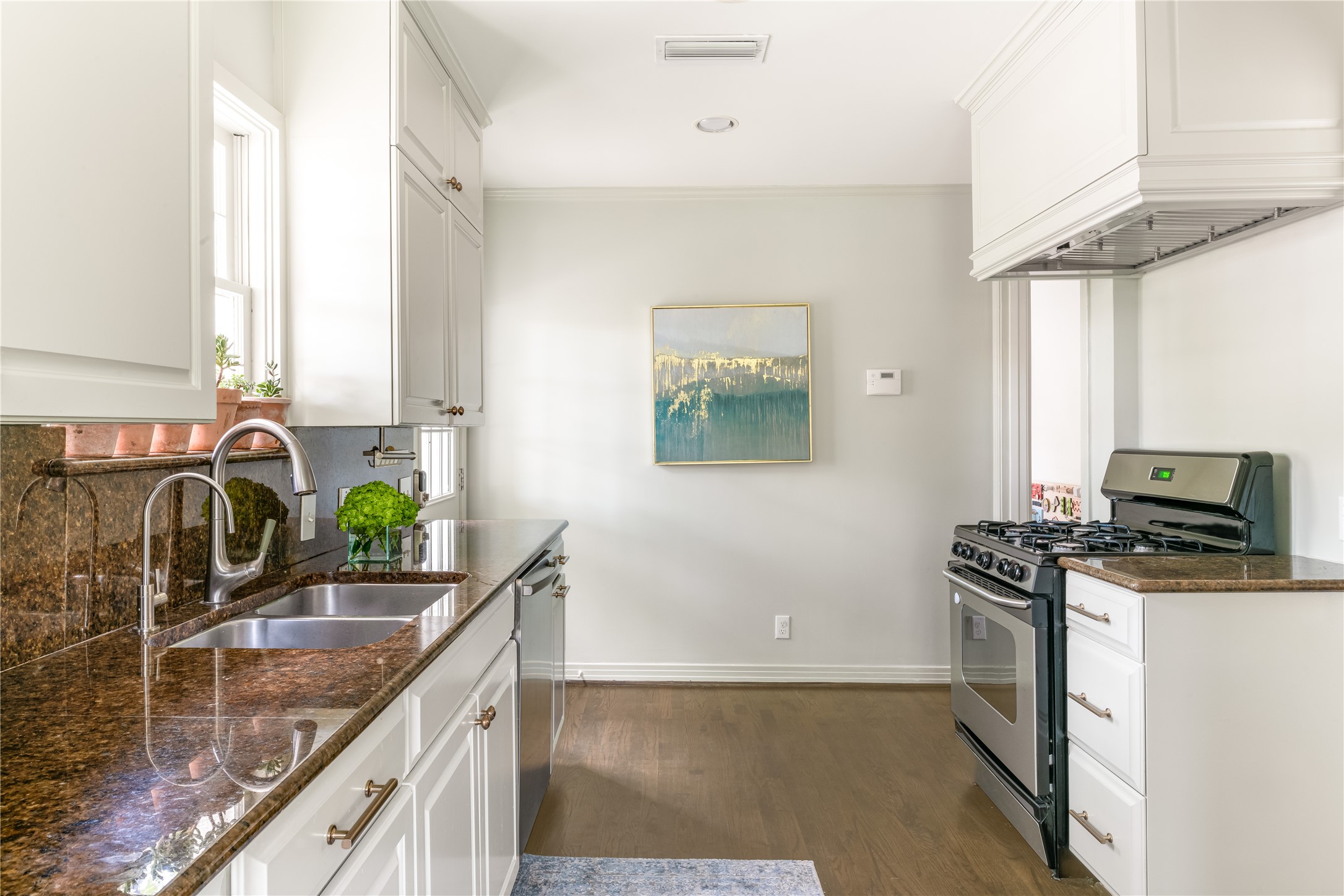 5416 Druid Lane Dallas TX 75209