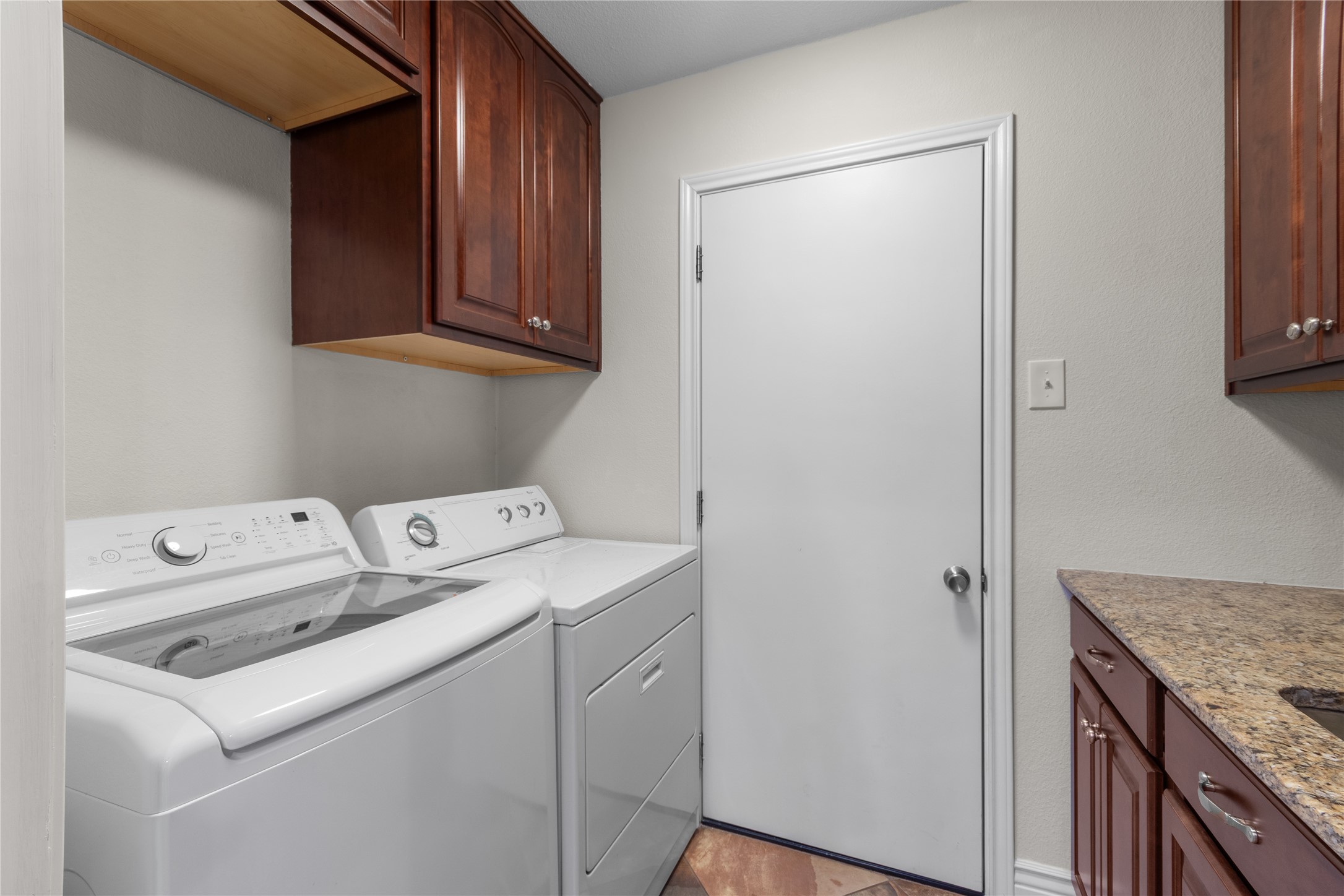 2530 Springhill Drive Dallas TX 75228