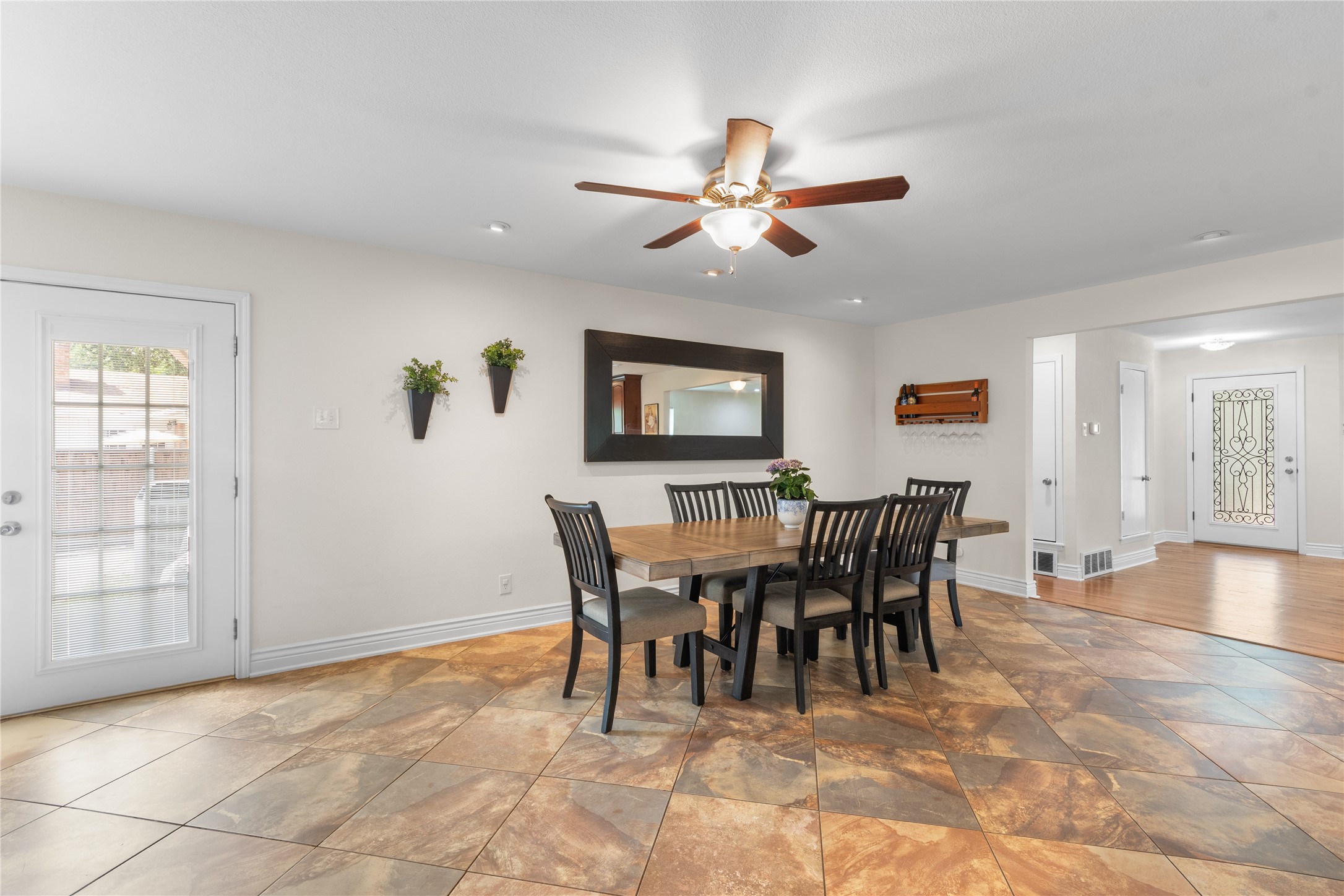 2530 Springhill Drive Dallas TX 75228