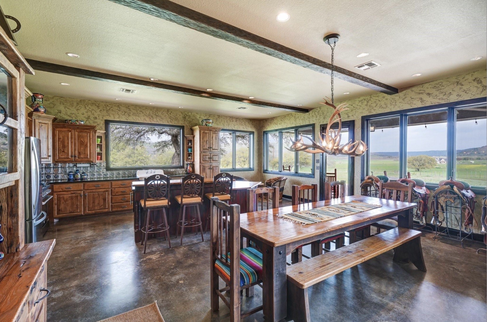 1084 Beddo Mountain Santo TX 76472