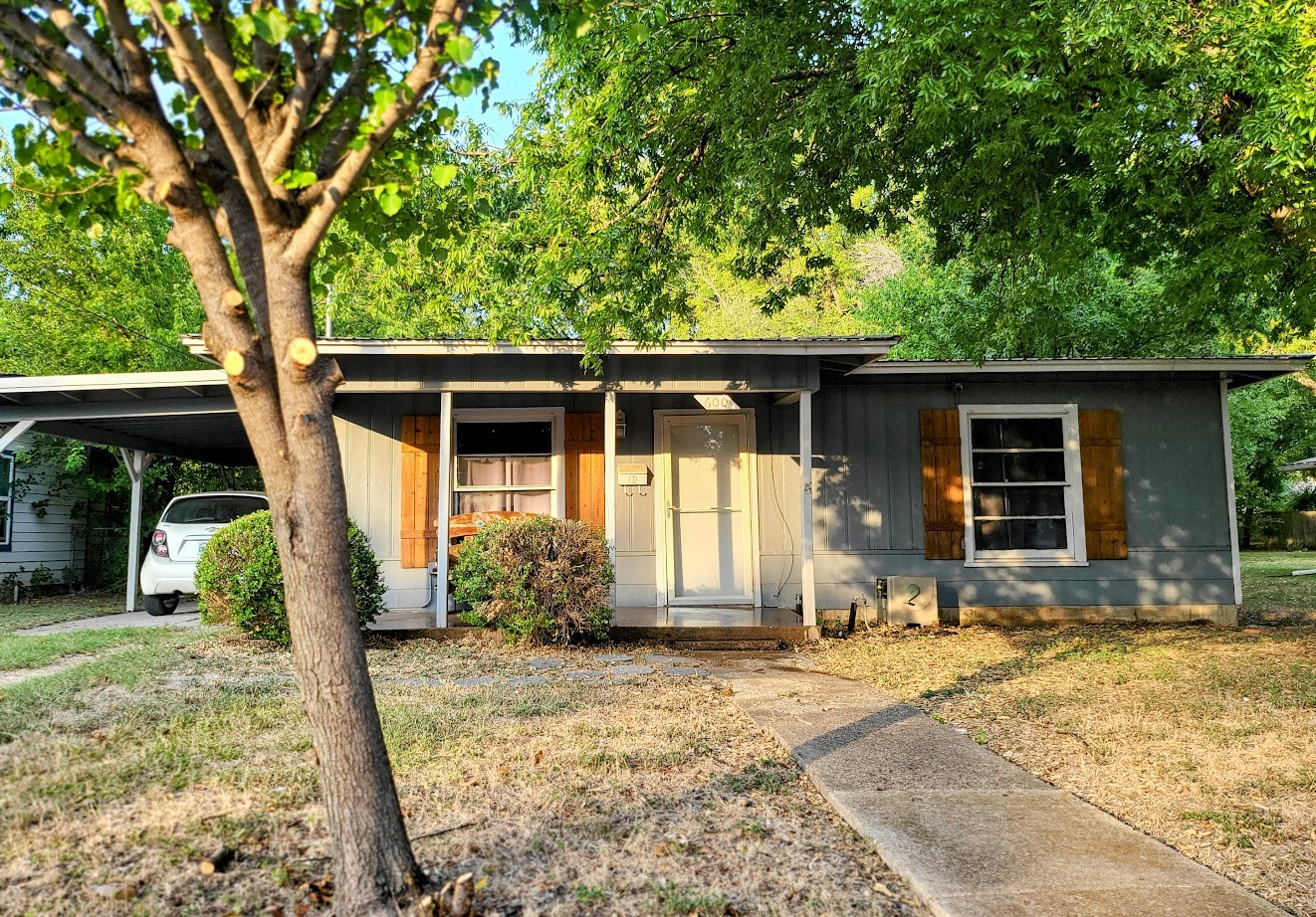 600 Floyd Street Waxahachie TX 75165
