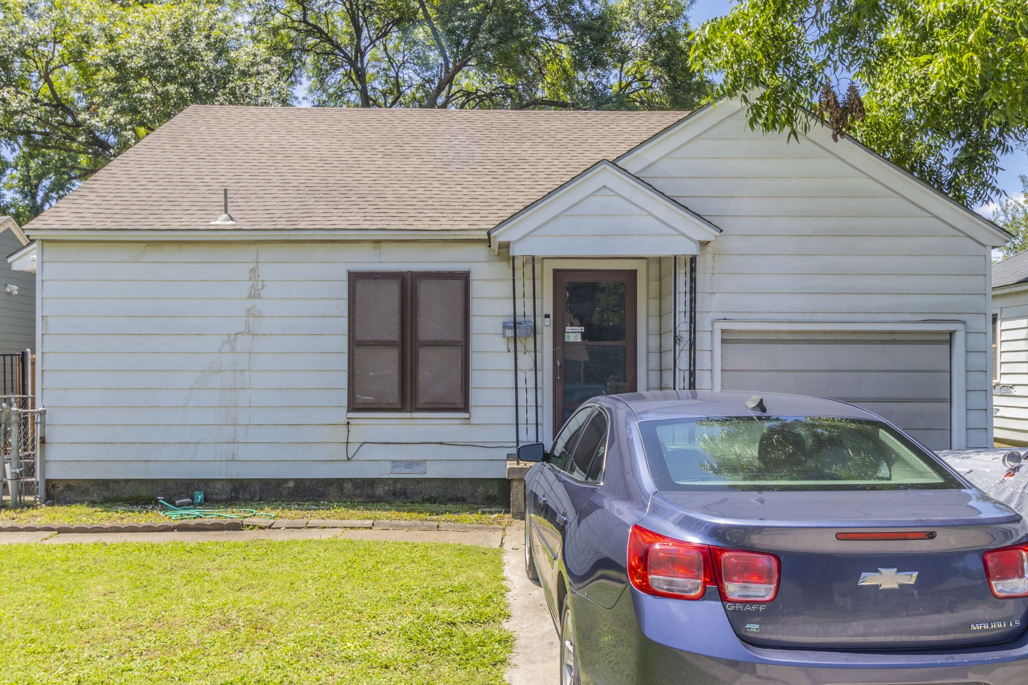 1213 Pine Street Grand Prairie TX 75050