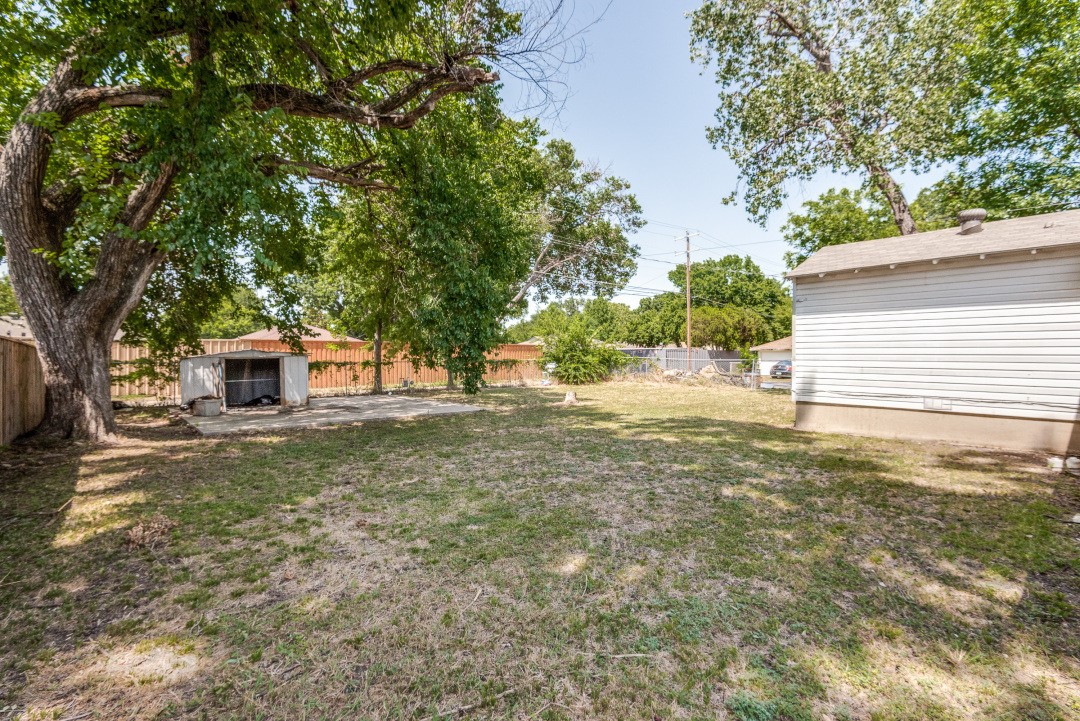 2505 Falls Drive Dallas TX 75211