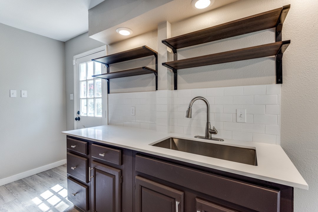 2505 Falls Drive Dallas TX 75211