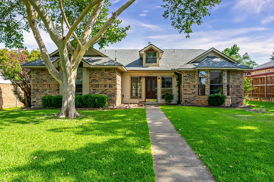 2026 Oakbluff Drive Carrollton TX 75007