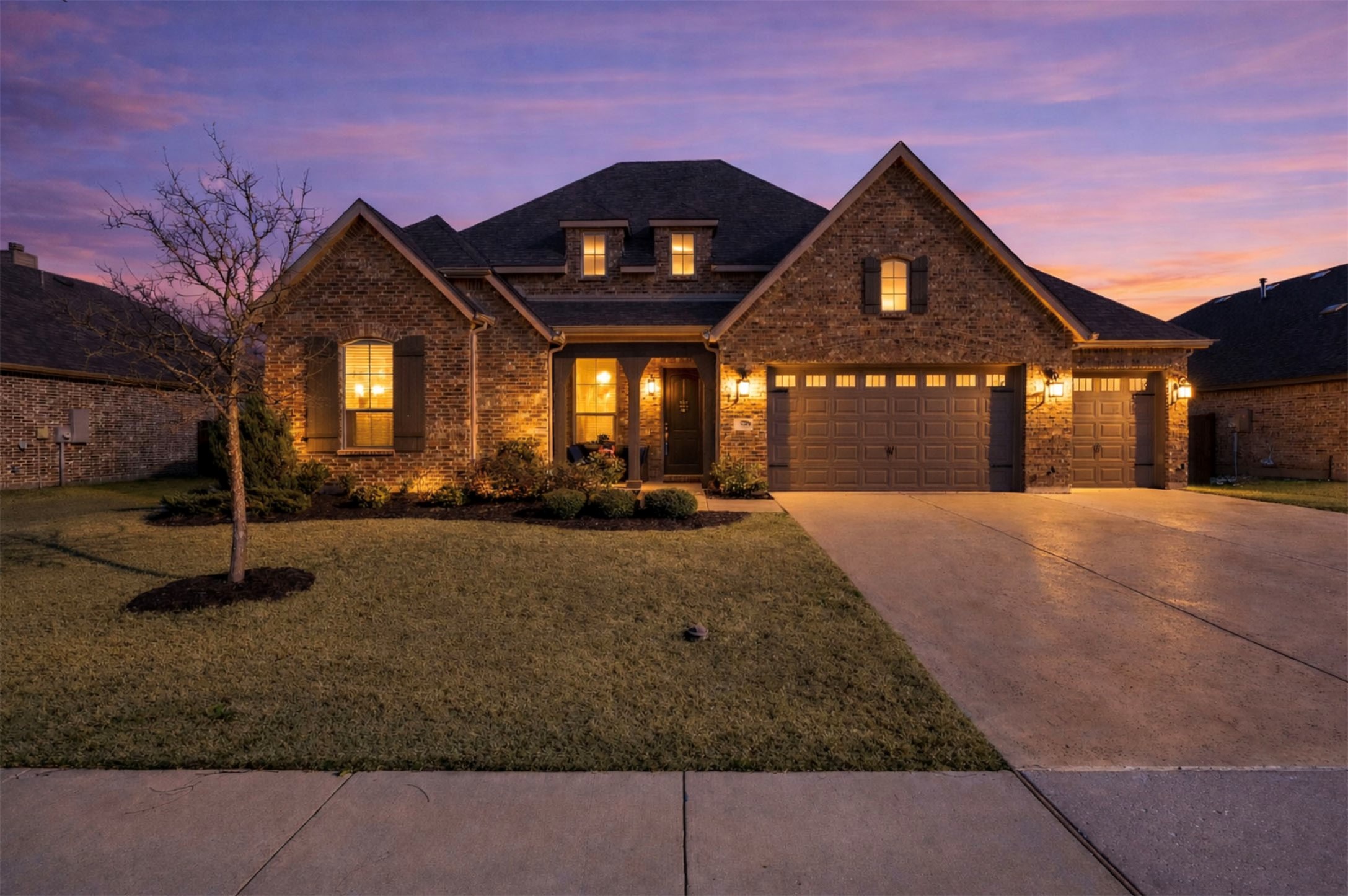 1684 Stonegate Street Waxahachie TX 75165