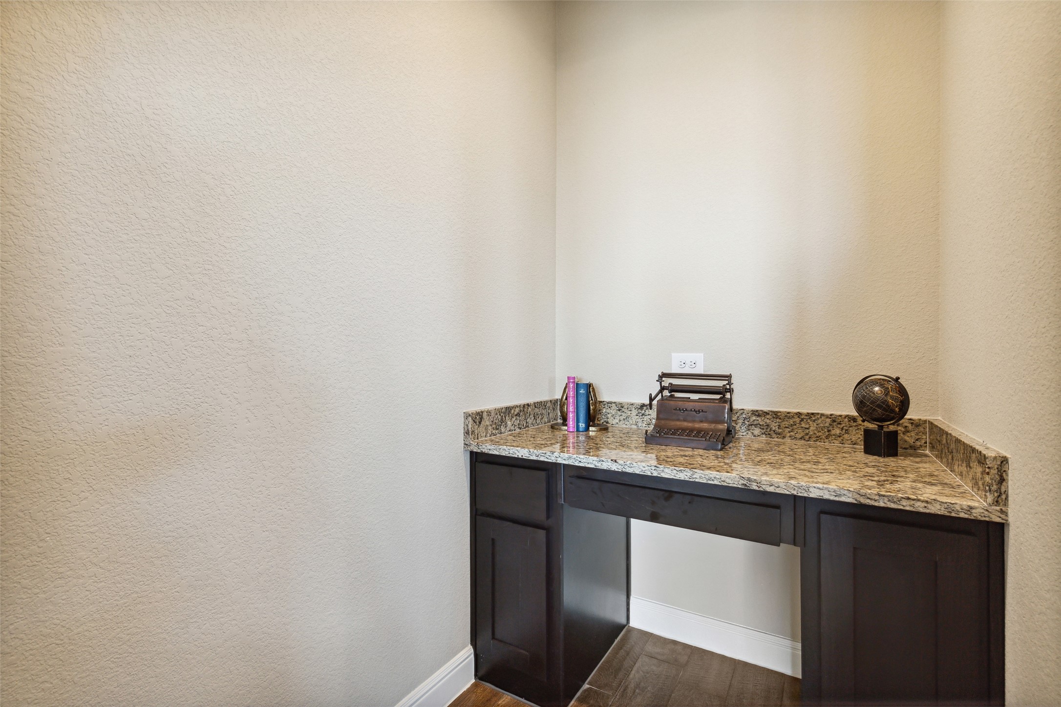 11417 Leeson Street Fort Worth TX 76052