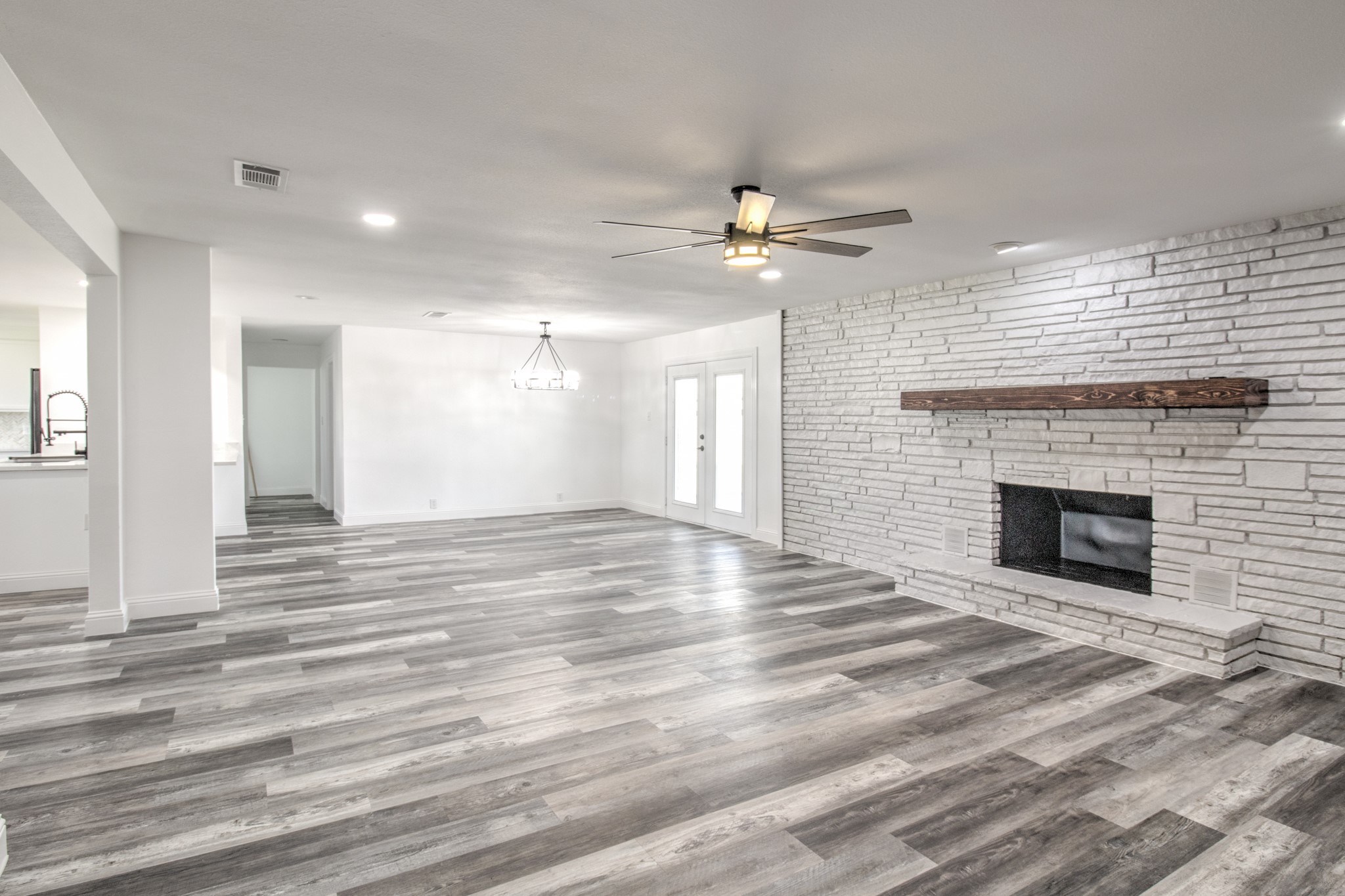 3884 E Lois Road Sanger TX 76266