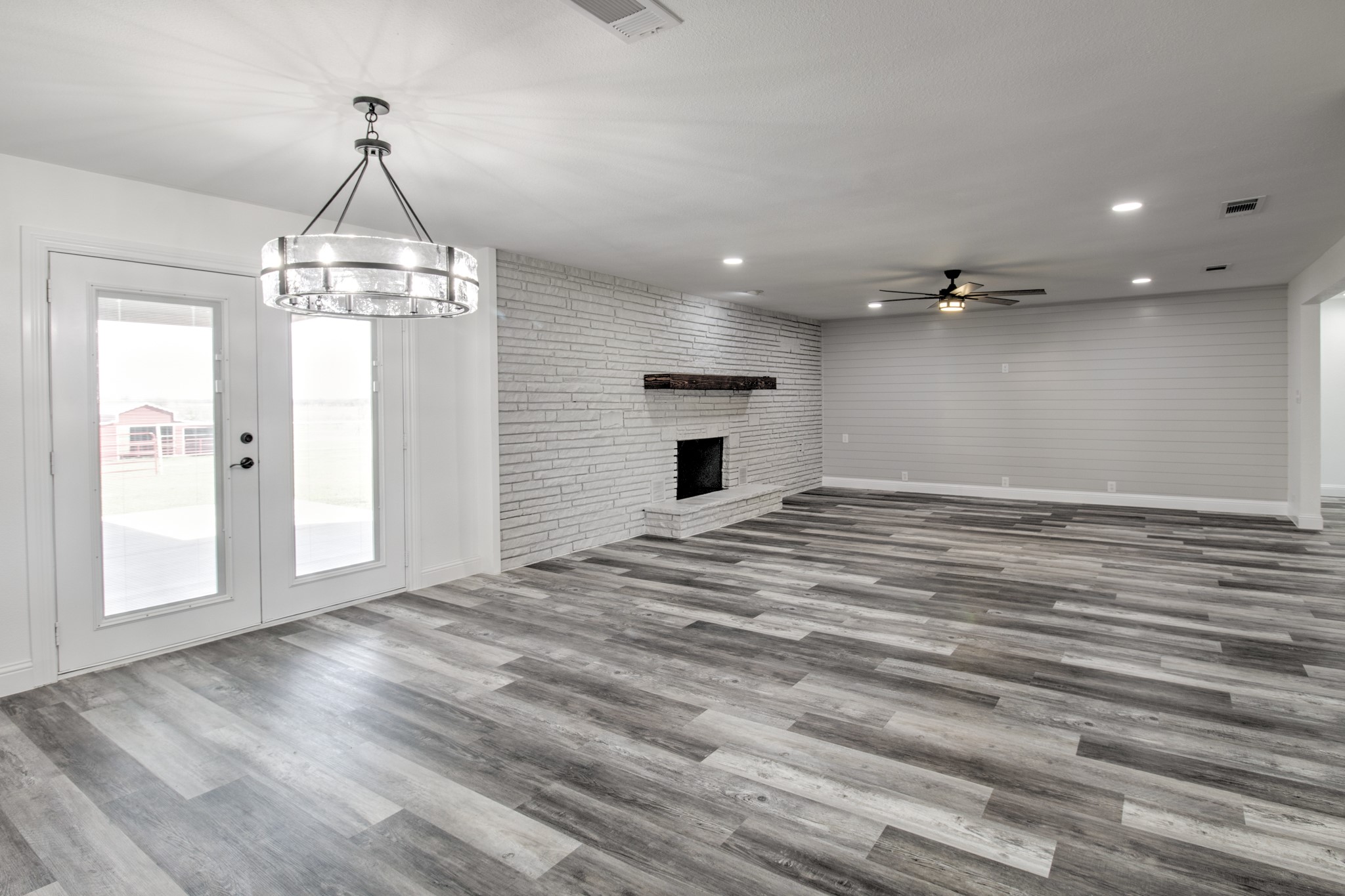 3884 E Lois Road Sanger TX 76266