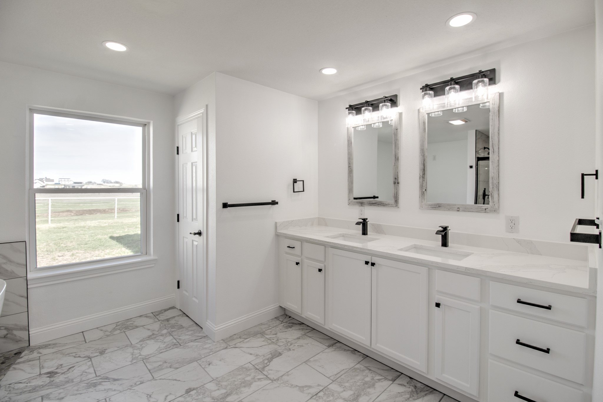 3884 E Lois Road Sanger TX 76266