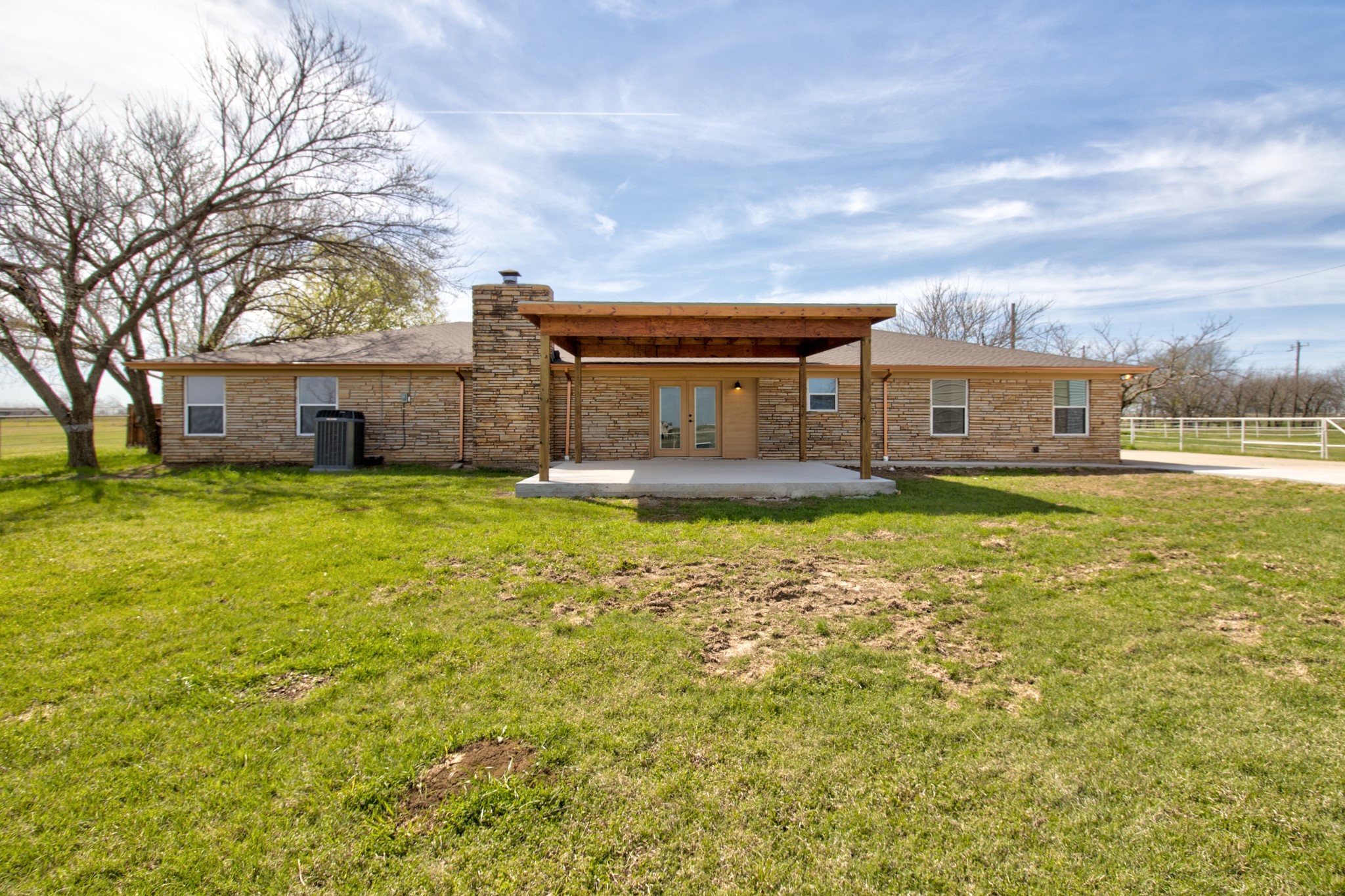 3884 E Lois Road Sanger TX 76266