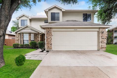 2529 Forest Creek Drive Fort Worth TX 76123