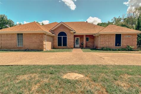 5720 Diamond Oaks Drive S Haltom City TX 76117
