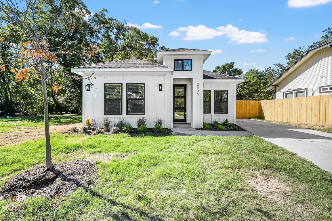 3905 Spence Street Dallas TX 75215