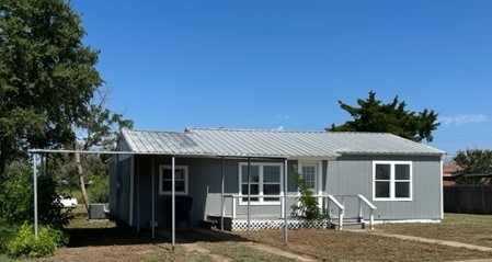1321 S Springer Street Aspermont TX 79502