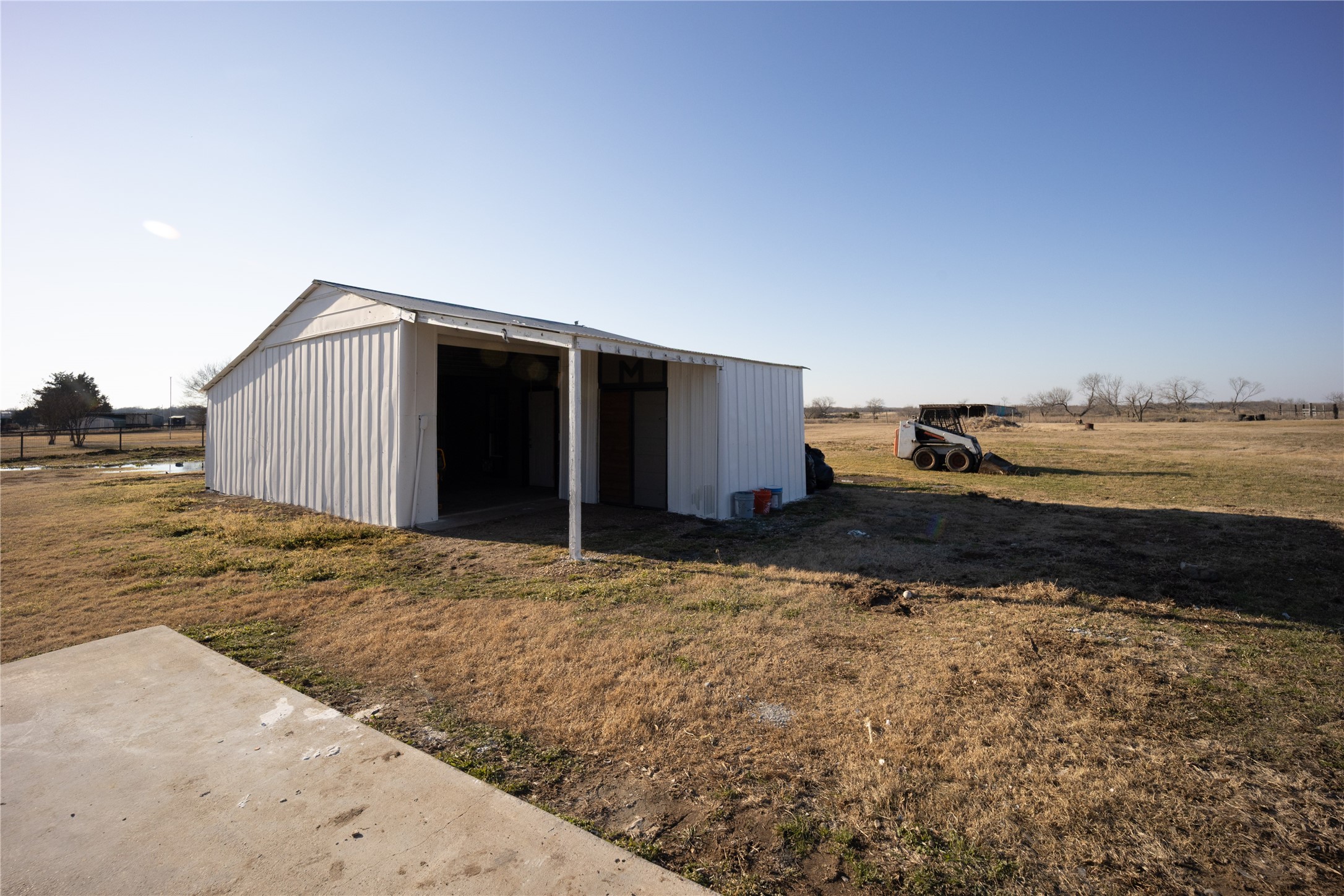 230 Fm 1183 Alma TX 75119
