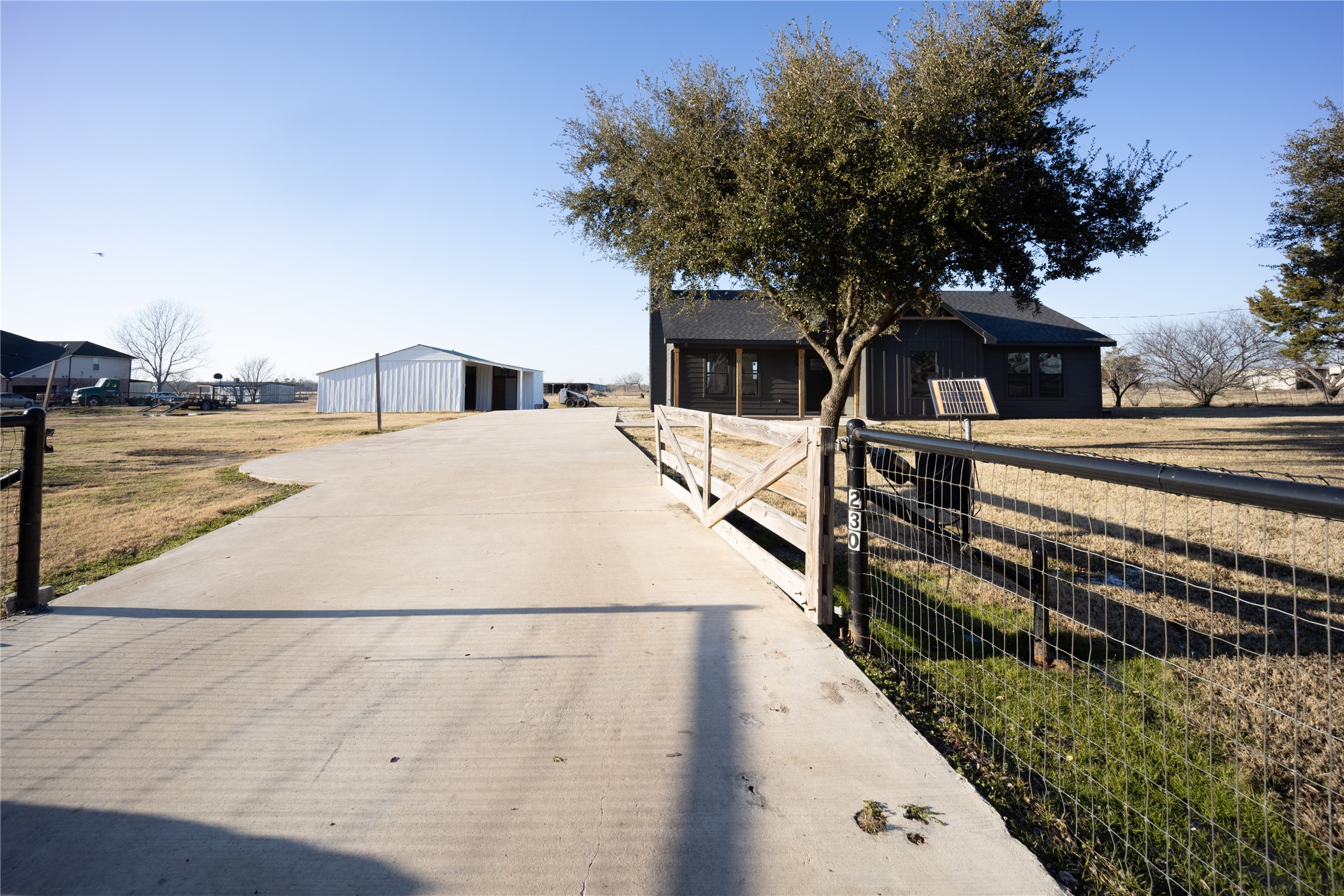 230 Fm 1183 Alma TX 75119