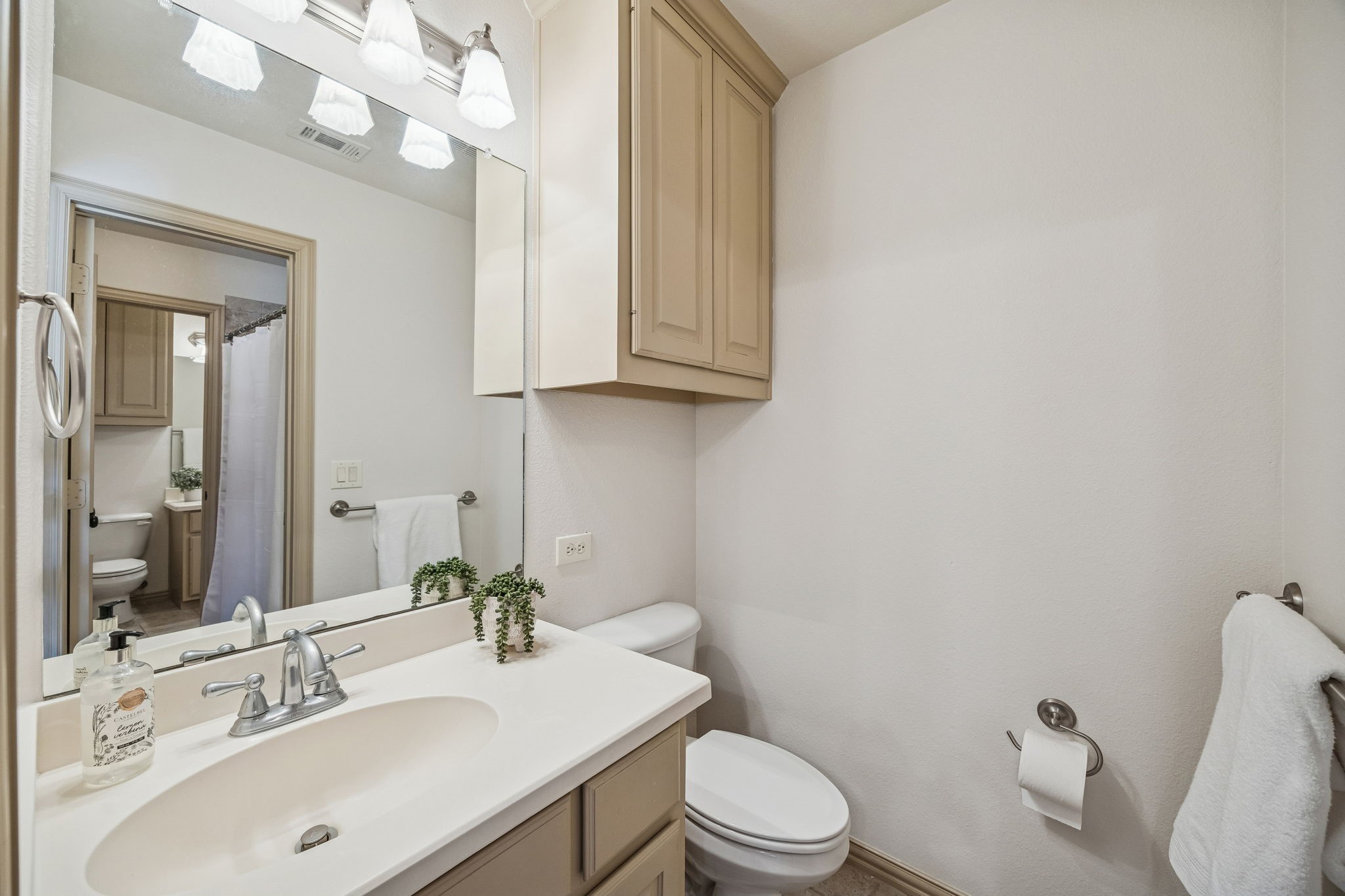 304 Haddington Lane Mckinney TX 75071
