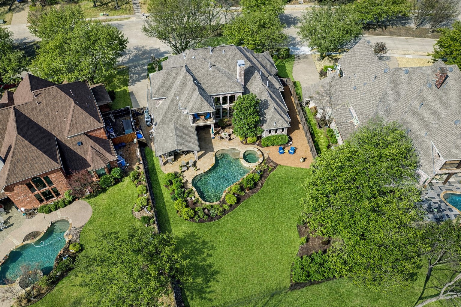 304 Haddington Lane Mckinney TX 75071