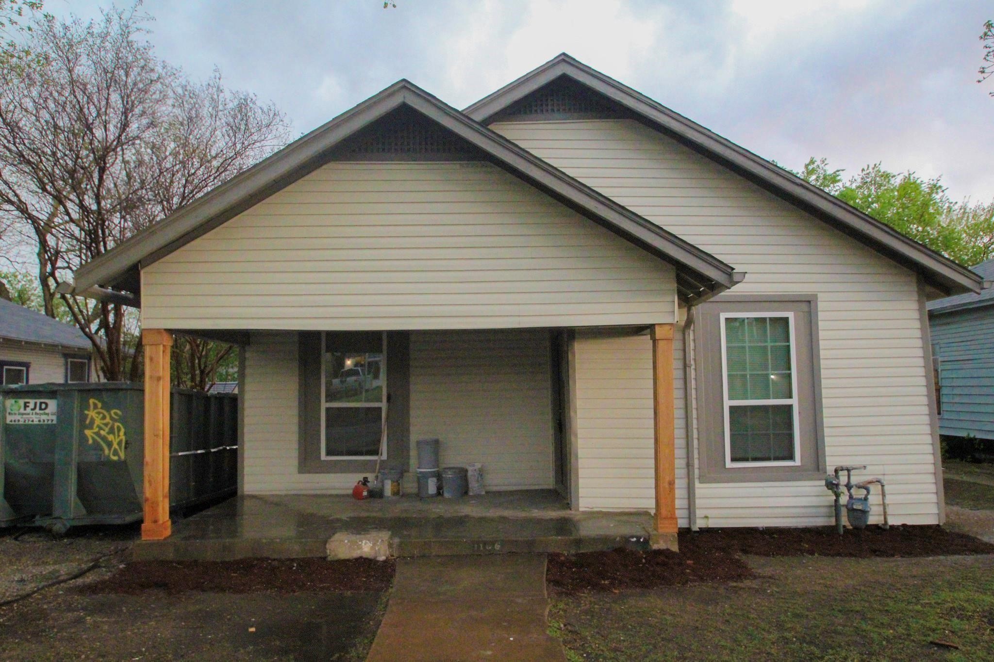 1106 E Terrell Avenue Fort Worth TX 76104