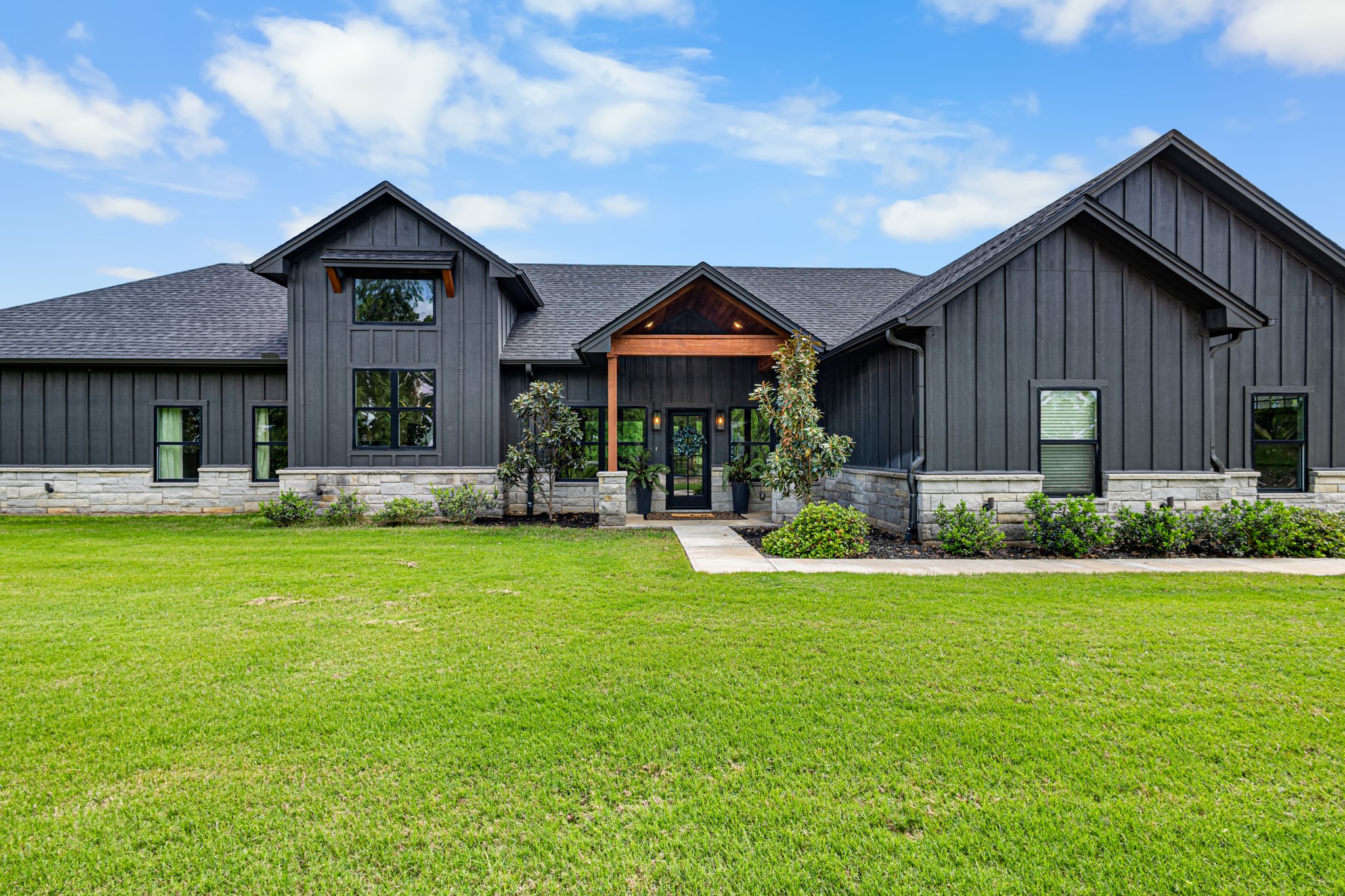 1411 County Road 3424 Bridgeport TX 76426