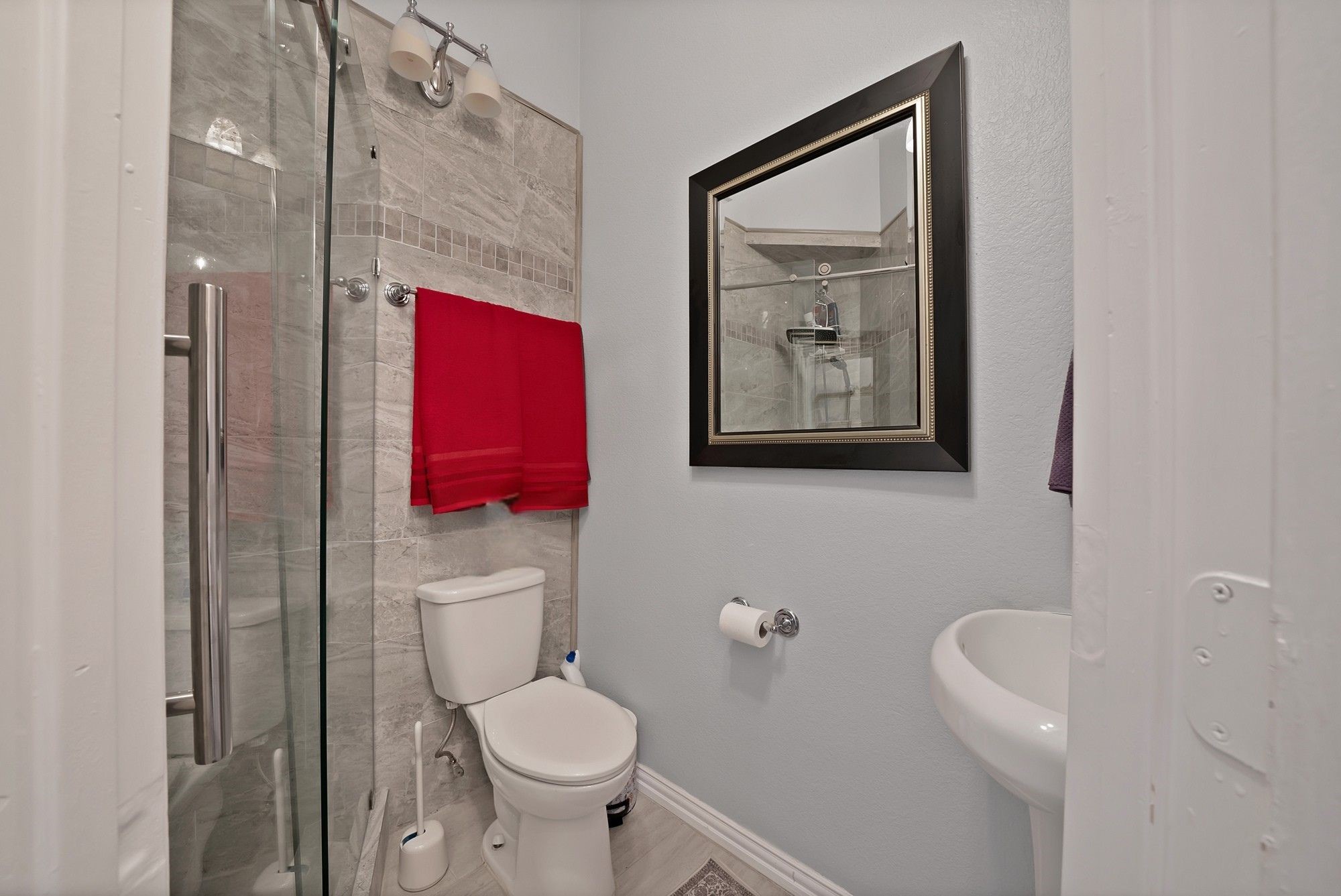 1611 Mustang Court Cedar Hill TX 75104