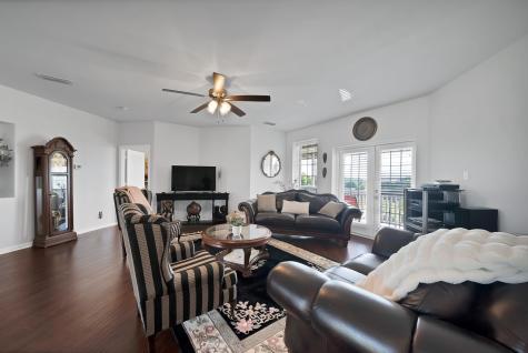 1611 Mustang Court Cedar Hill TX 75104