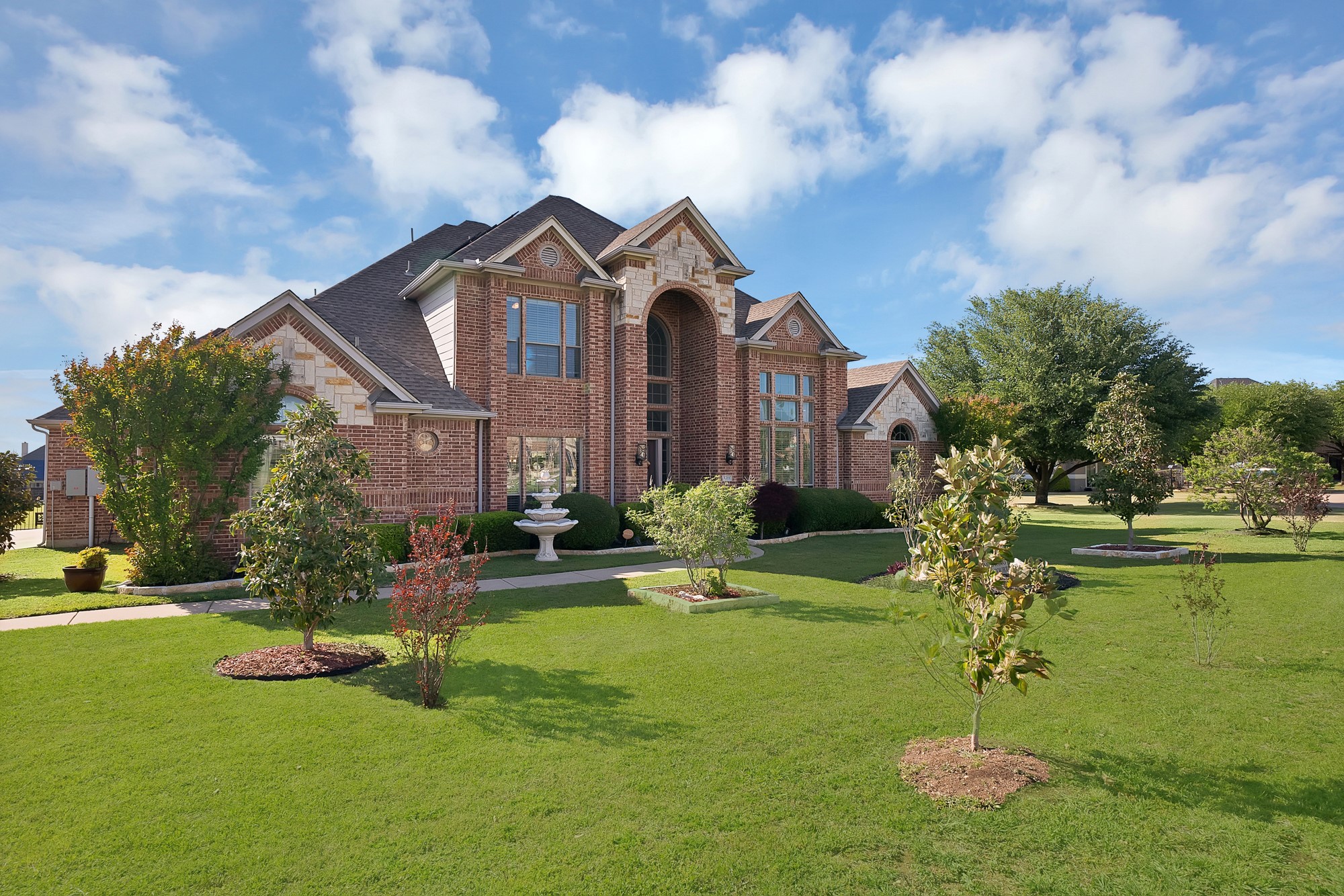 1611 Mustang Court Cedar Hill TX 75104