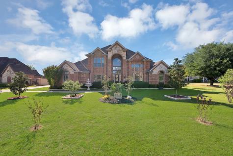 1611 Mustang Court Cedar Hill TX 75104