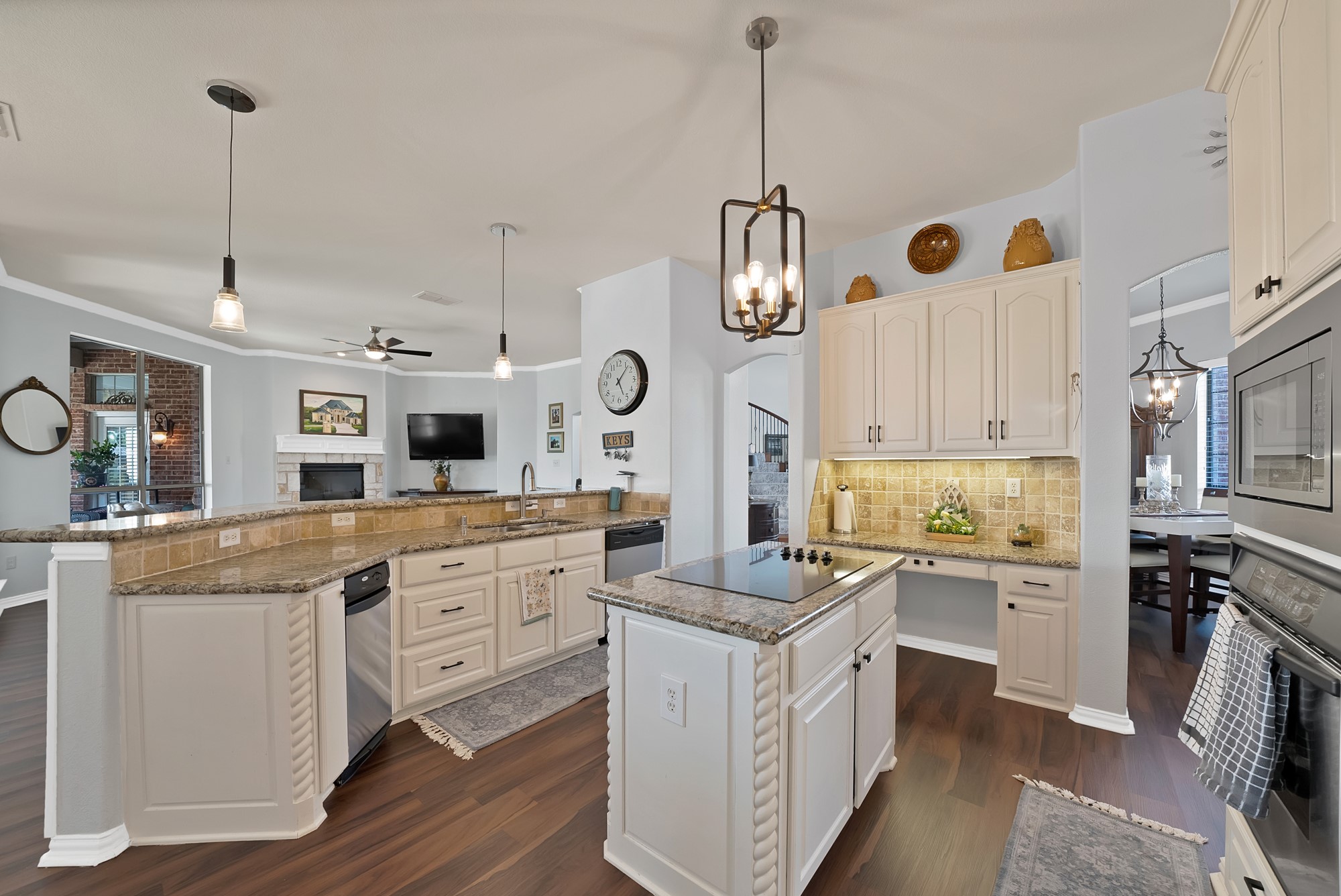 1611 Mustang Court Cedar Hill TX 75104