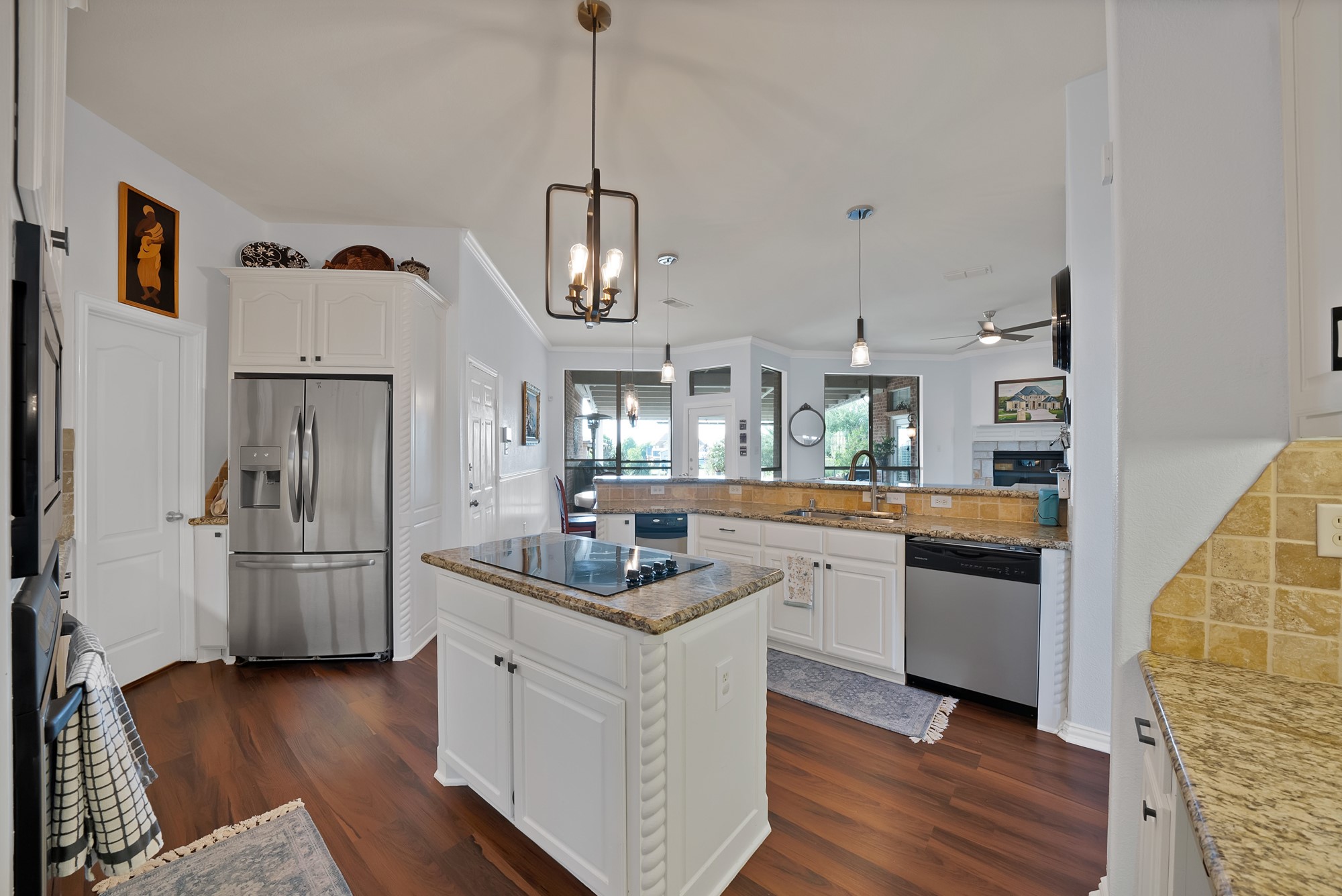 1611 Mustang Court Cedar Hill TX 75104