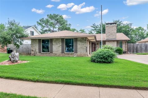 2940 Woodbridge Drive Bedford TX 76021