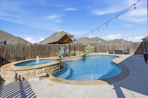 824 Pinnacle Ridge Road Fort Worth TX 76052