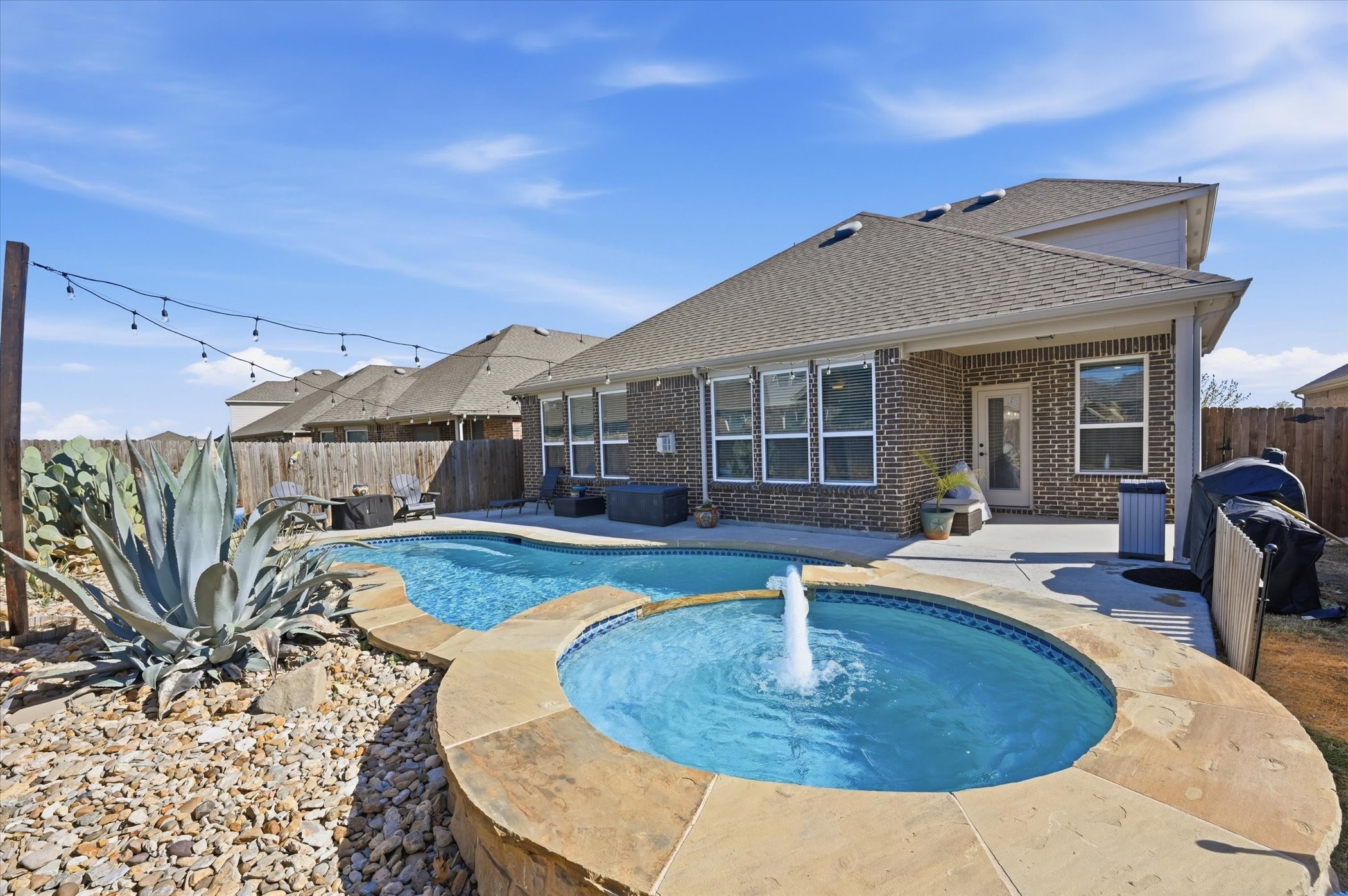 824 Pinnacle Ridge Road Fort Worth TX 76052