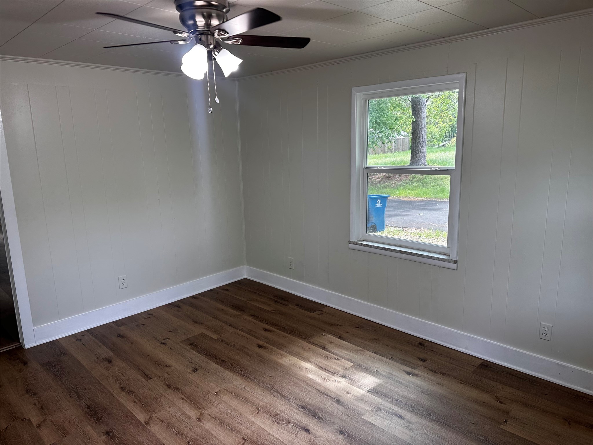379 S Center Street Gladewater TX 75647