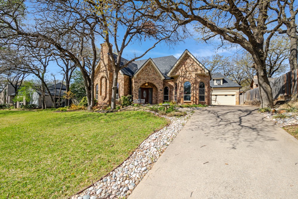 3917 Laurel Lane Bedford TX 76021