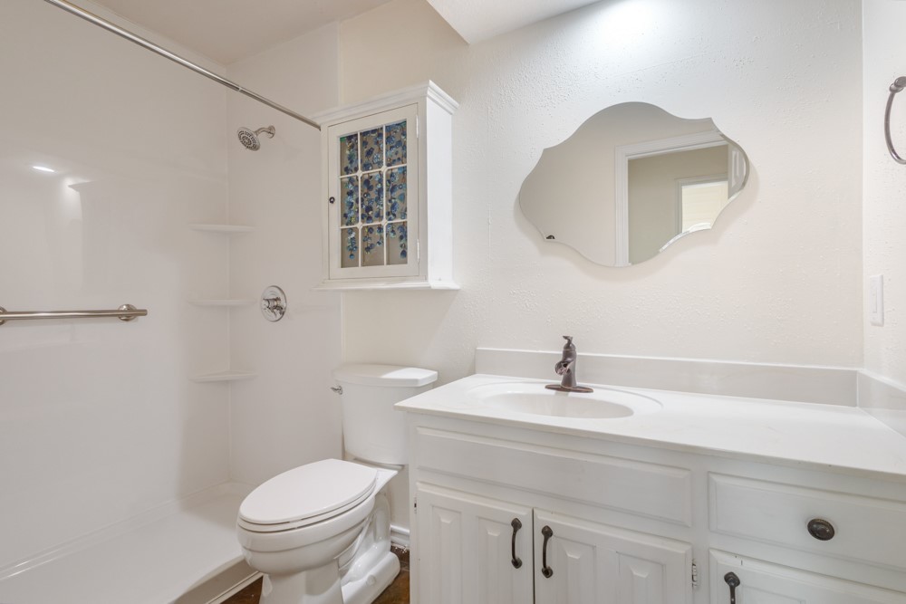 3917 Laurel Lane Bedford TX 76021