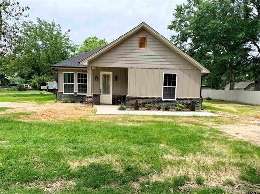 5350 First Street Chandler TX 75758