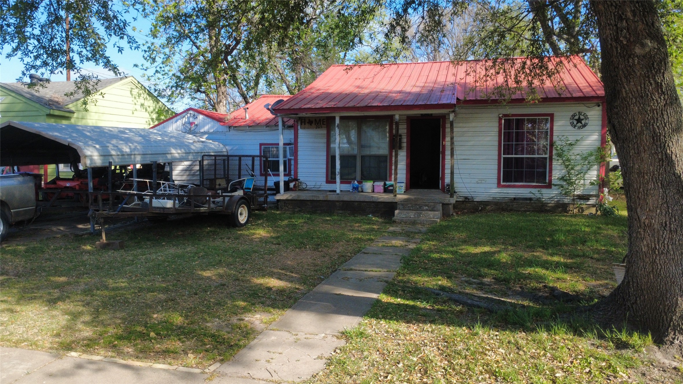 205 Graham Avenue Bonham TX 75418