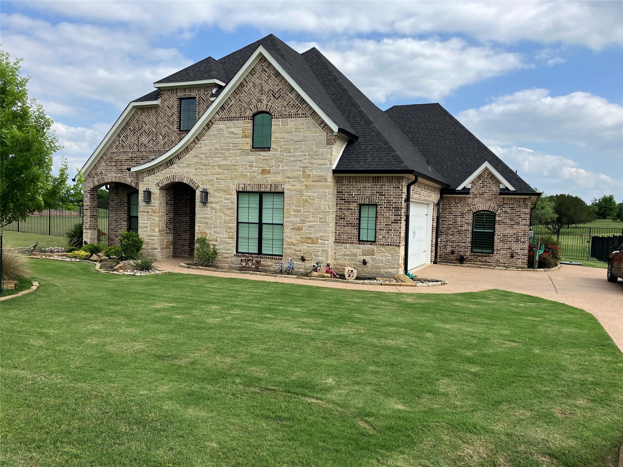 19043 White Bluff Drive Whitney TX 76692