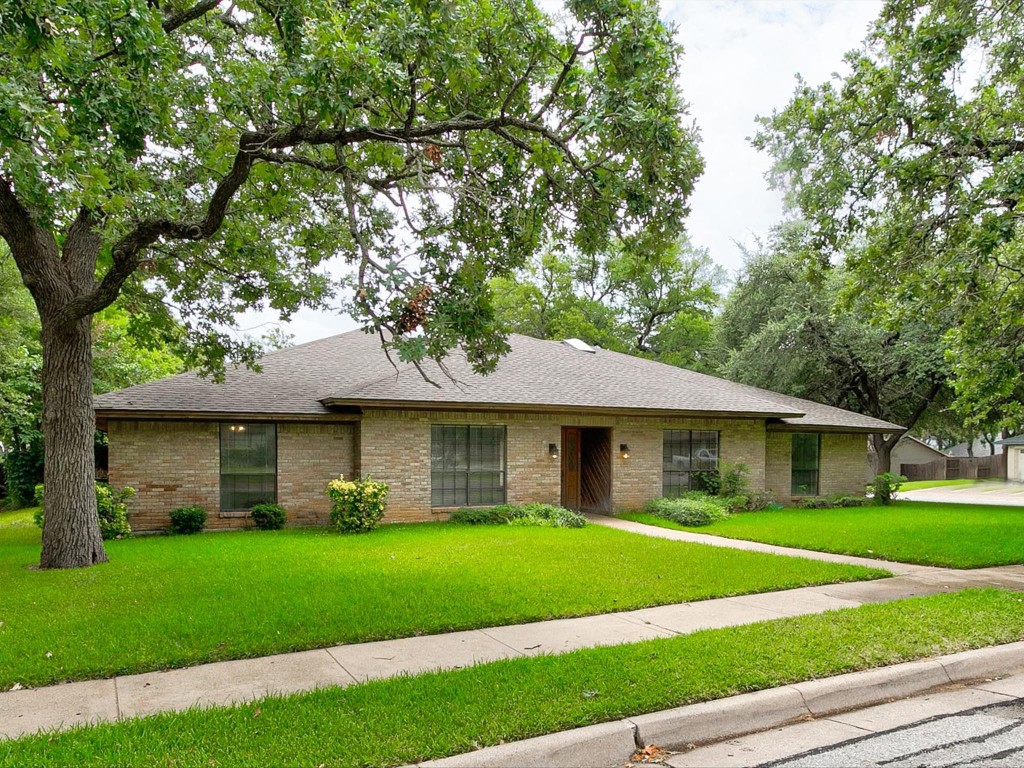 3517 Lake Pontchartrain Drive Arlington TX 76016