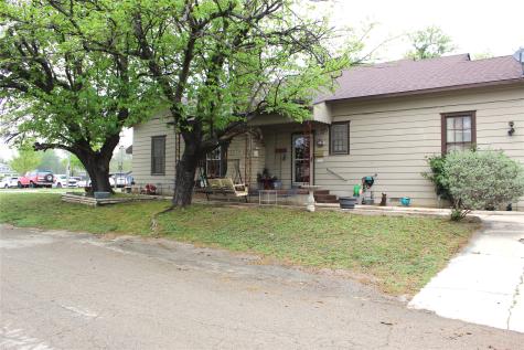 613 N Graham Street Stephenville TX 76401