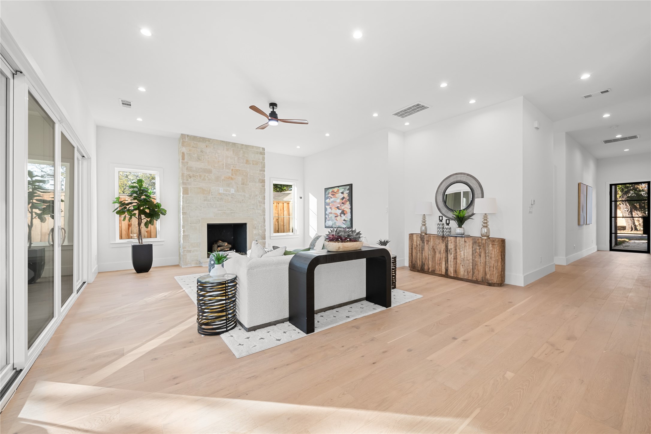 4426 Bonham Street Dallas TX 75229